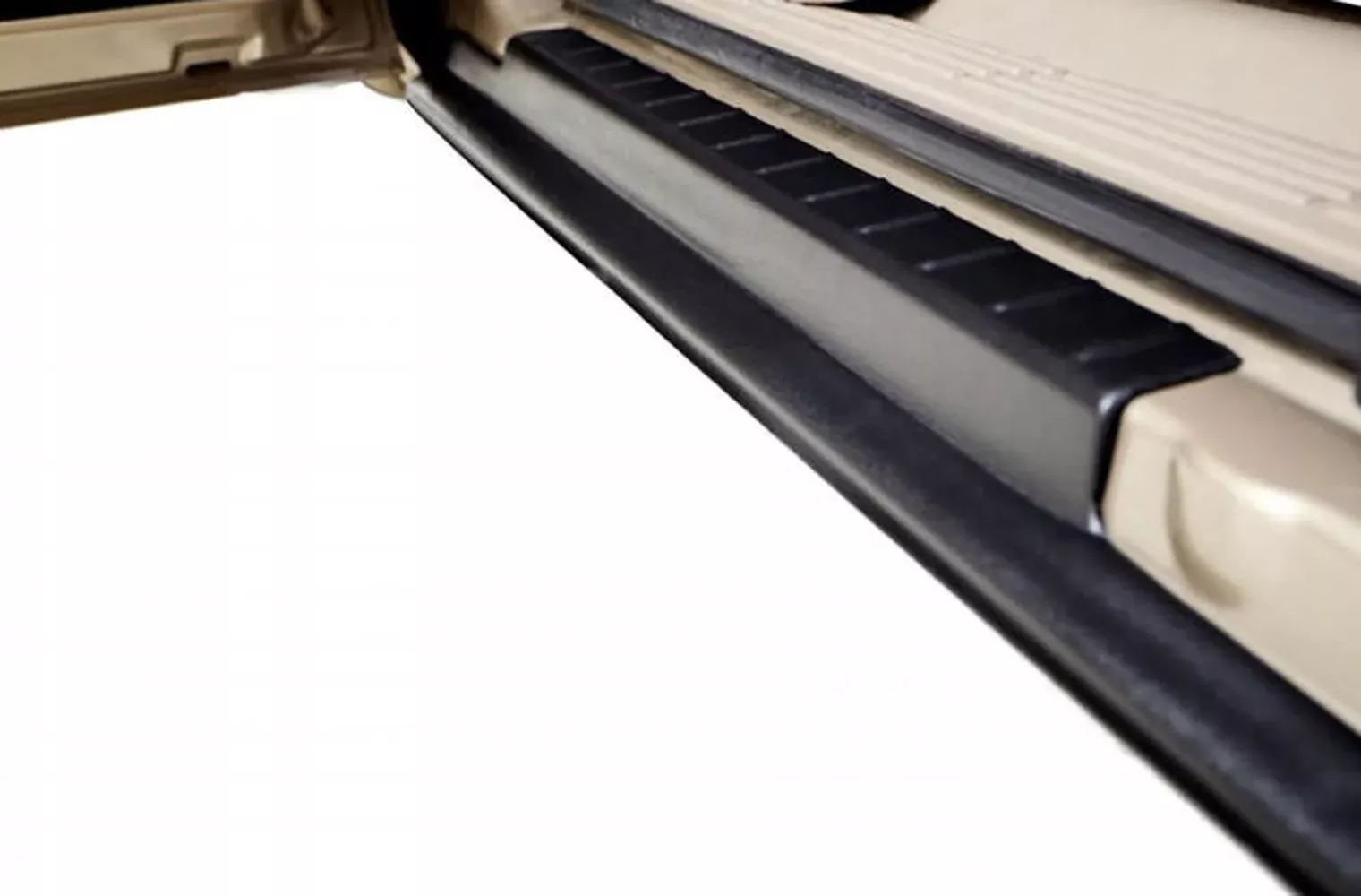 19- GM P/U 1500 Crew Cab Rocker Panel Covers