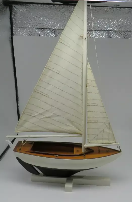 Authentic ModelsSunset Sailor 7″ Sailboat White 12/8/2025 THIS PART IS IN STOCK 12/8/2025