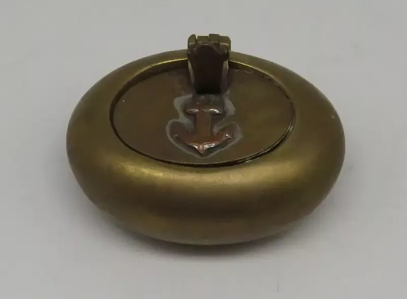 Brass Portable Oval Anchor Ashtray 12/10/2025 THIS ITEM IS IN STOCK 12/10/2025